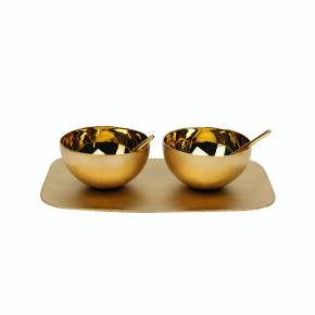 Sleek and Polished Salt & Pepper Set